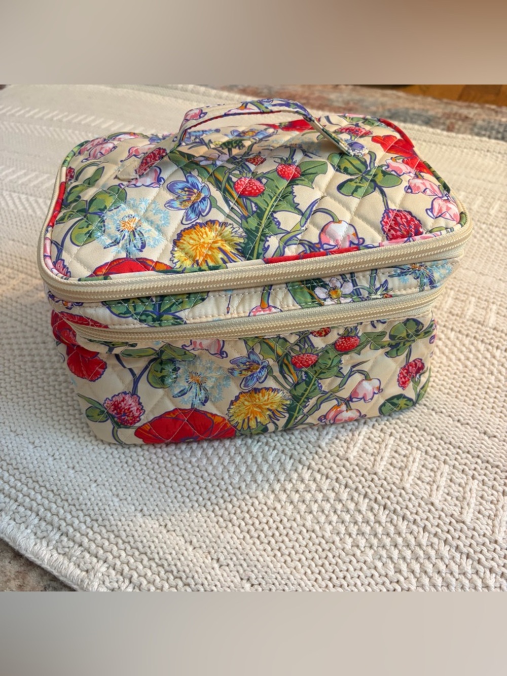 NWOT Vera Bradley Brush Up Cosmetic Case in All the Pretty Wildflowers print